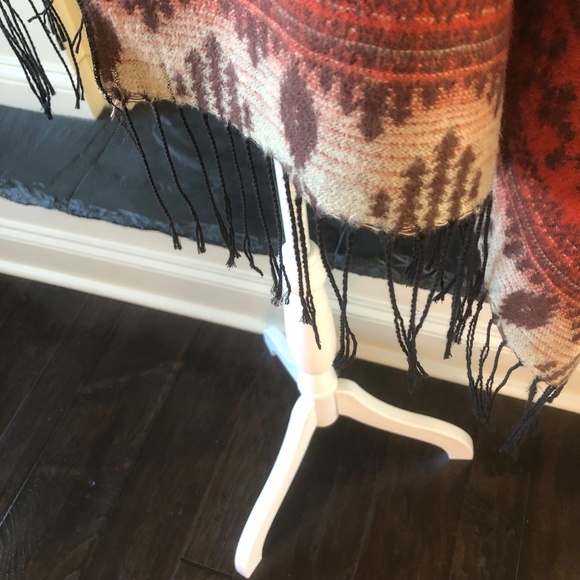 Wool blend wrap - One Size - Brown, orange beige offering warmth and elegance - Picture 8 of 13